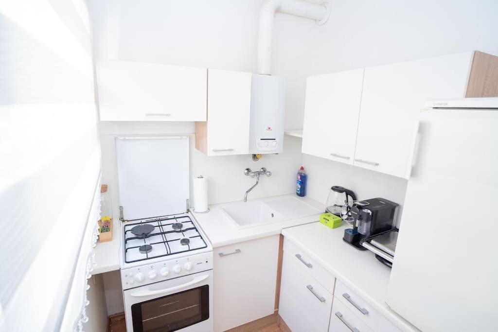 Next To City Center Cozy Apartment Bécs Kültér fotó